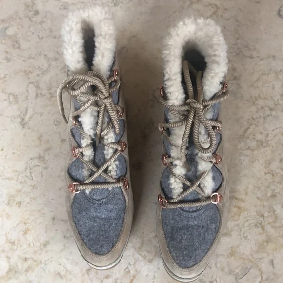 Sorel Sneakchic Alpine Shearling and Leather Laceup Boots Size 8 - Picture 10 of 16